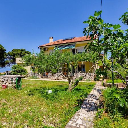Apartments Margarita Mali Losinj Bagian luar foto